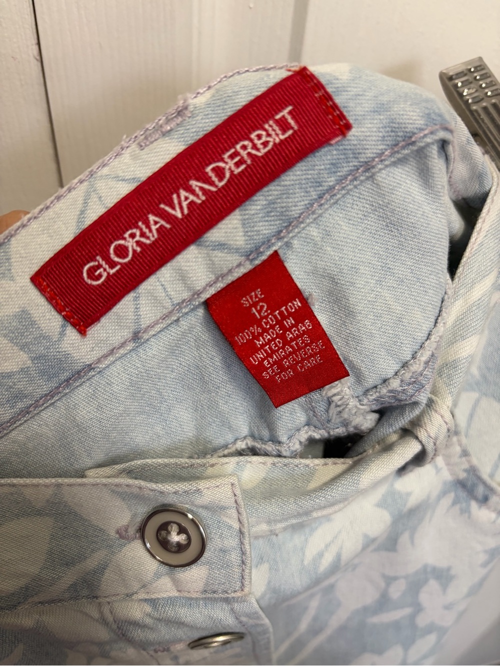Gloria Vanderbilt Light Blue Floral Button-Front Midi Skirt - Picture 6 of 10